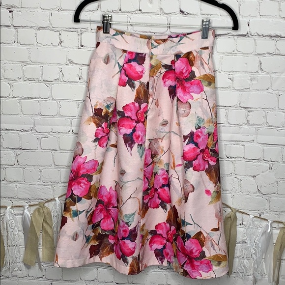Esley Floral skirt Pink size Small - Picture 5 of 6